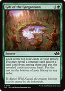 Gift of the Gargantuan [Foundations Jumpstart] - The Mythic Store | 24h Order Processing